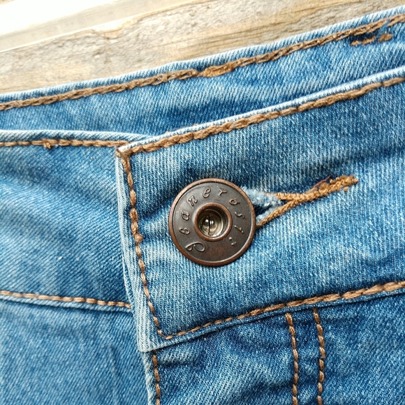 Embroidered Slant Pocket Jeans Women's Plus Size 16W High Rise Straight Leg Blue - Picture 8 of 11